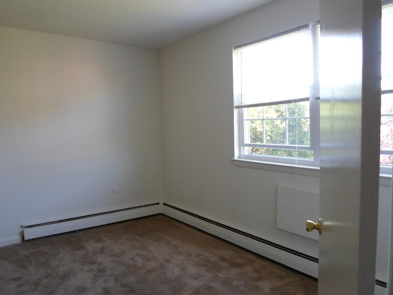 Rosewood Apartments - Photo 7 of 16