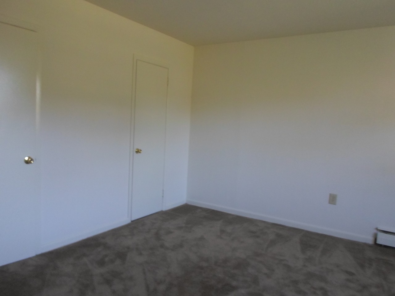 Rosewood Apartments - Photo 2 of 12