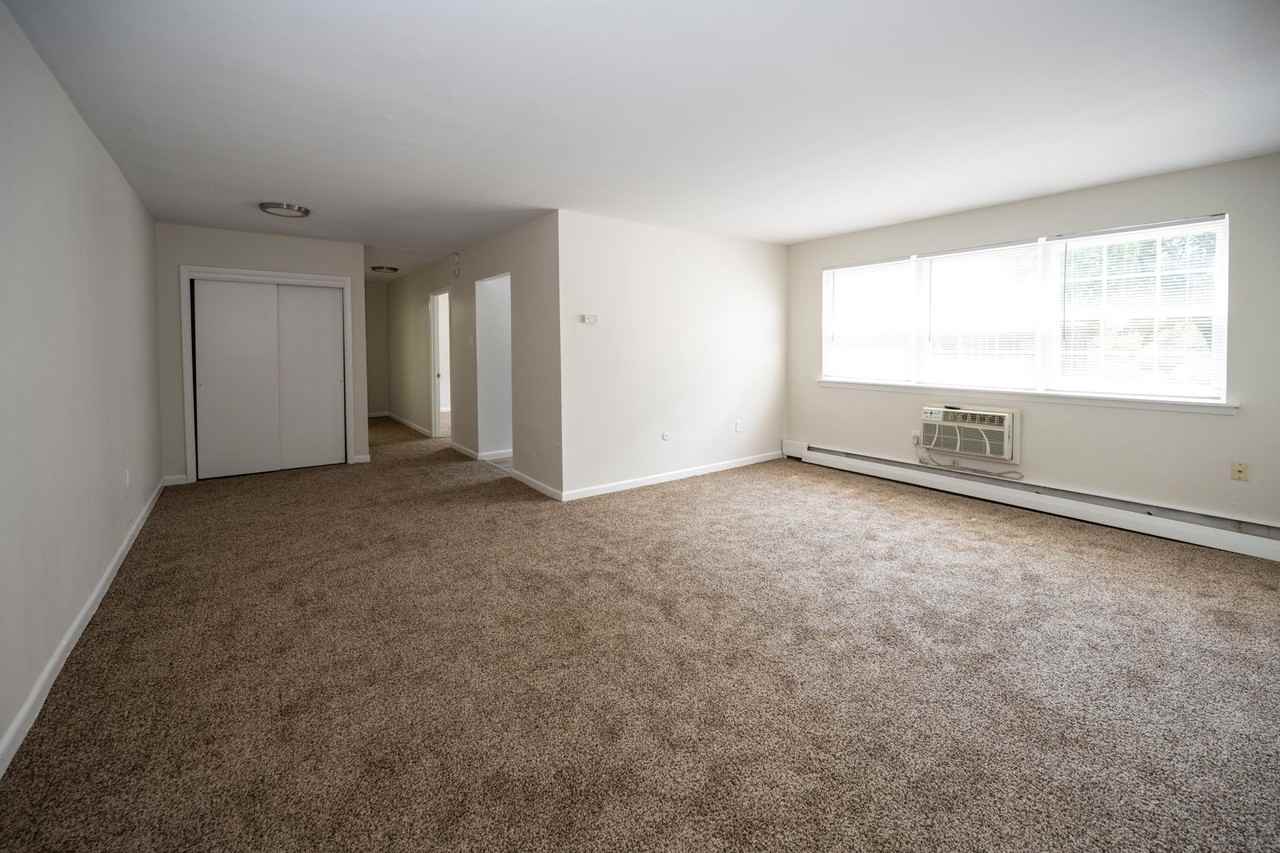 Rosewood Apartments - Photo 5 of 12