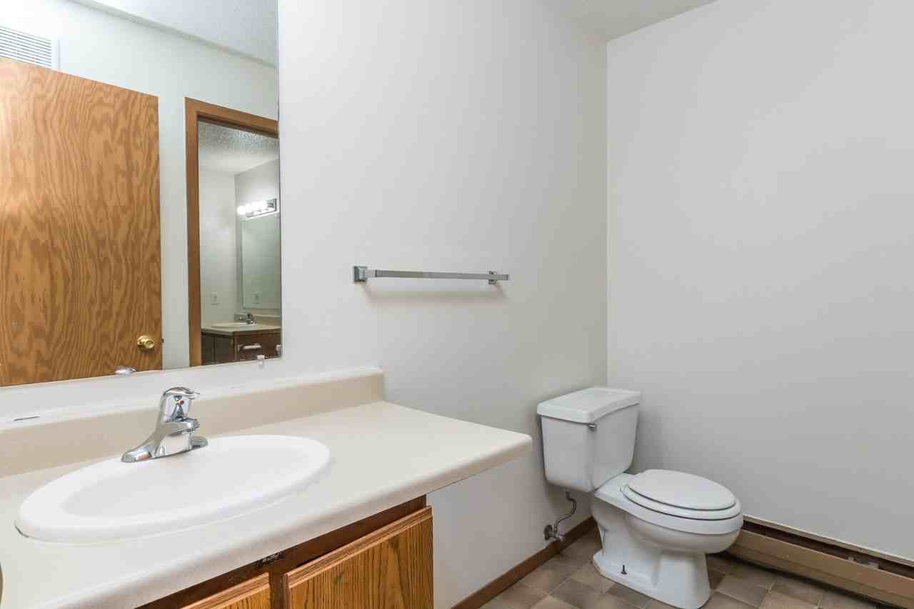 MacArthur Estates - Photo 5 of 22