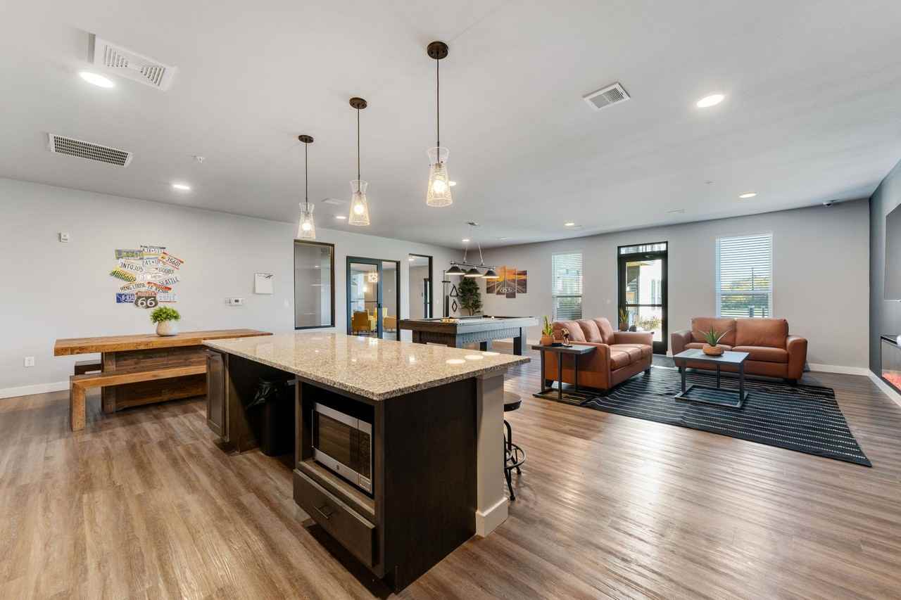 The Fifty One - Building A - Photo 6 of 8