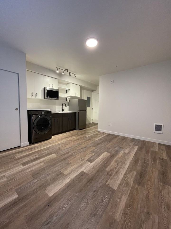 Bode Westwood - Photo 7 of 50