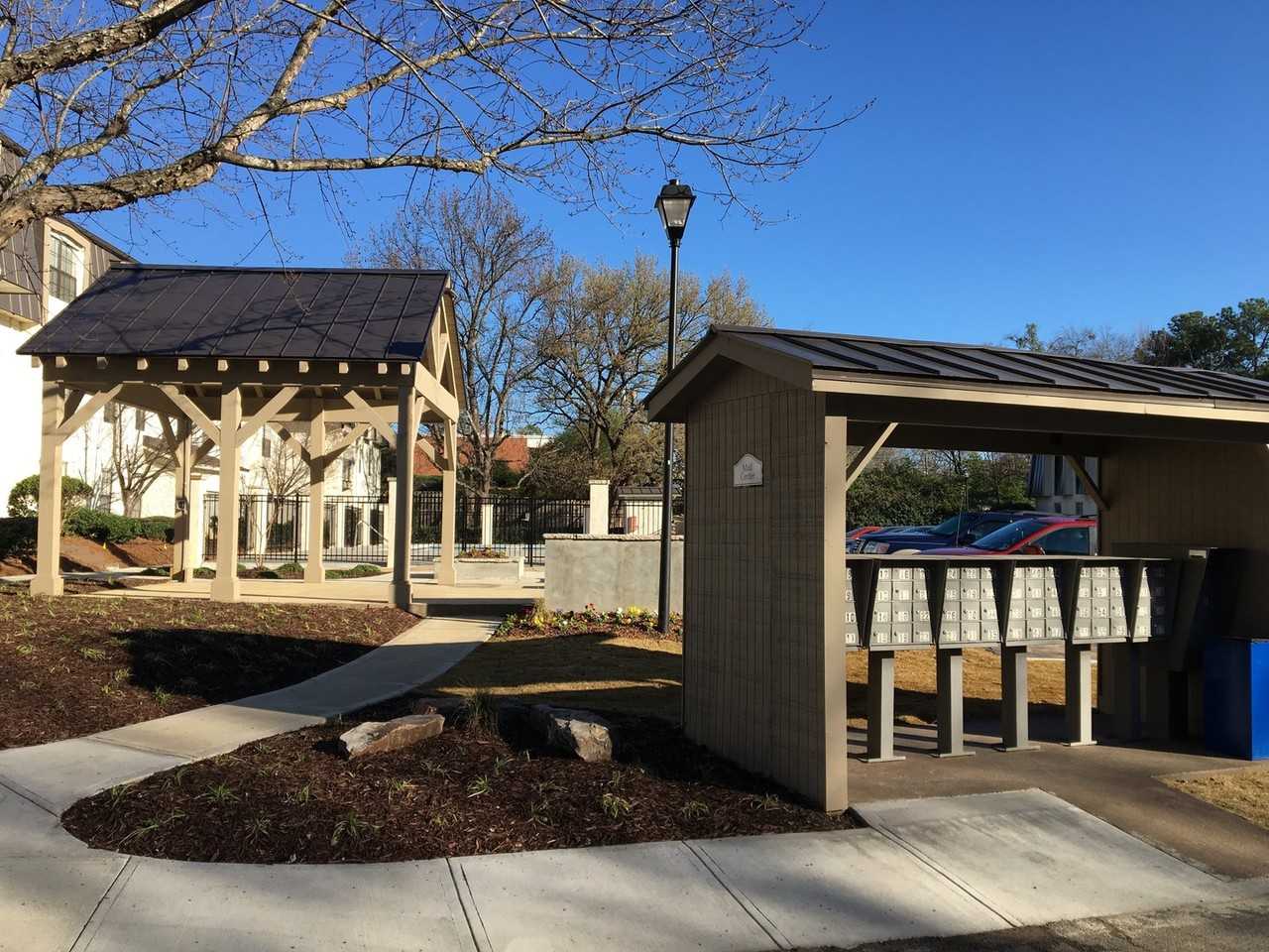 Defoors Ridge Apartments - Photo 3 of 22