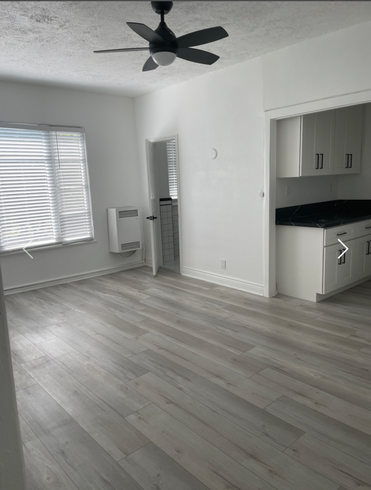 160 S. Gramercy Pl. - Photo 5 of 40