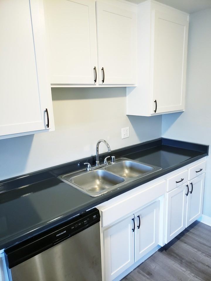 The Huntington Apartments - Photo 4 of 10