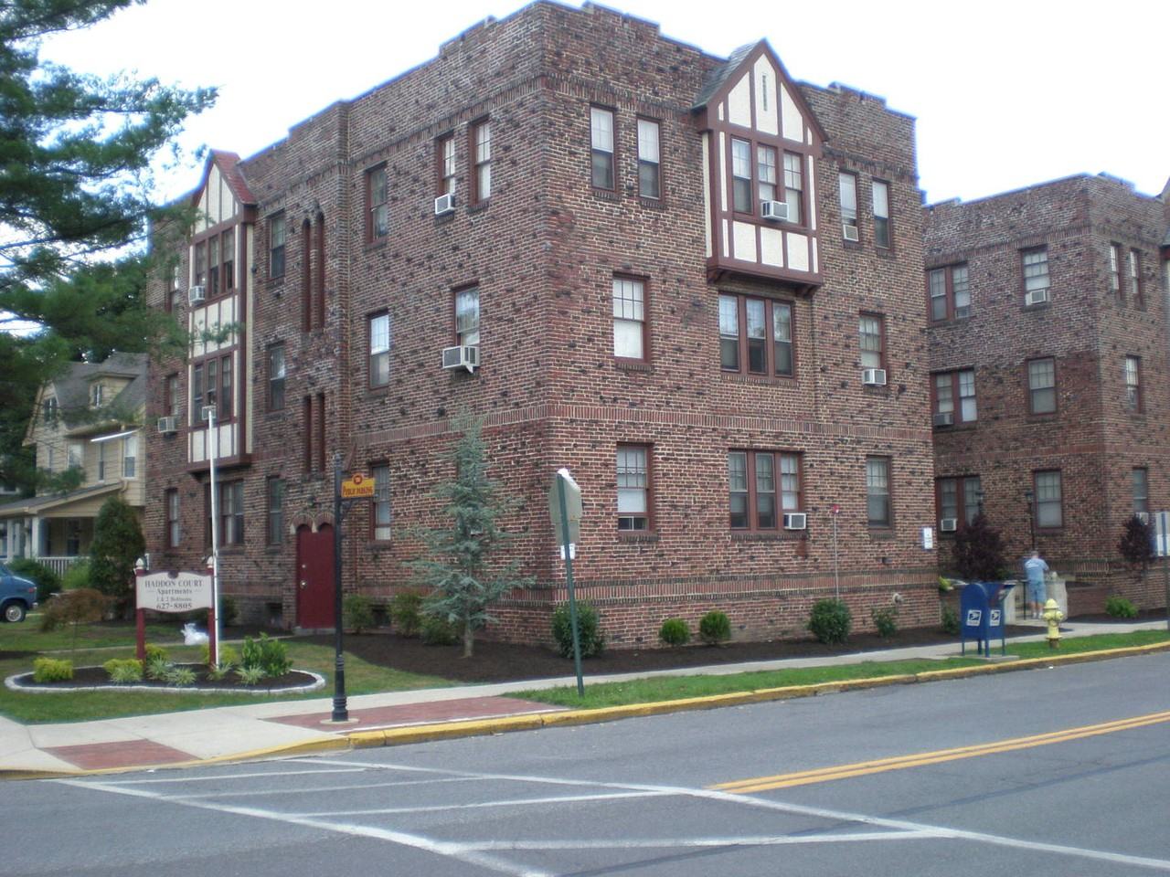 700 Station Ave - Photo 3 of 7