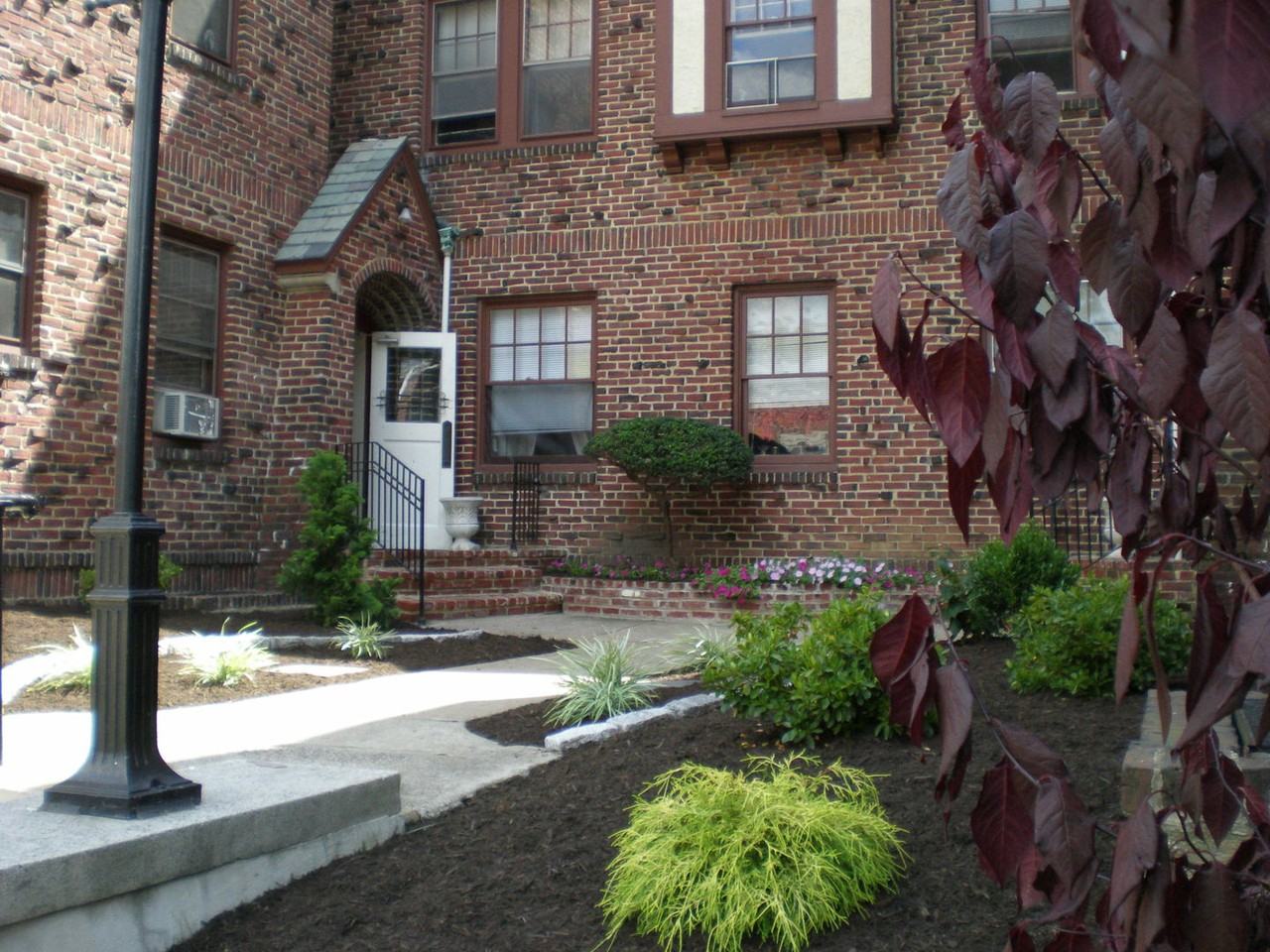 700 Station Ave - Photo 5 of 7