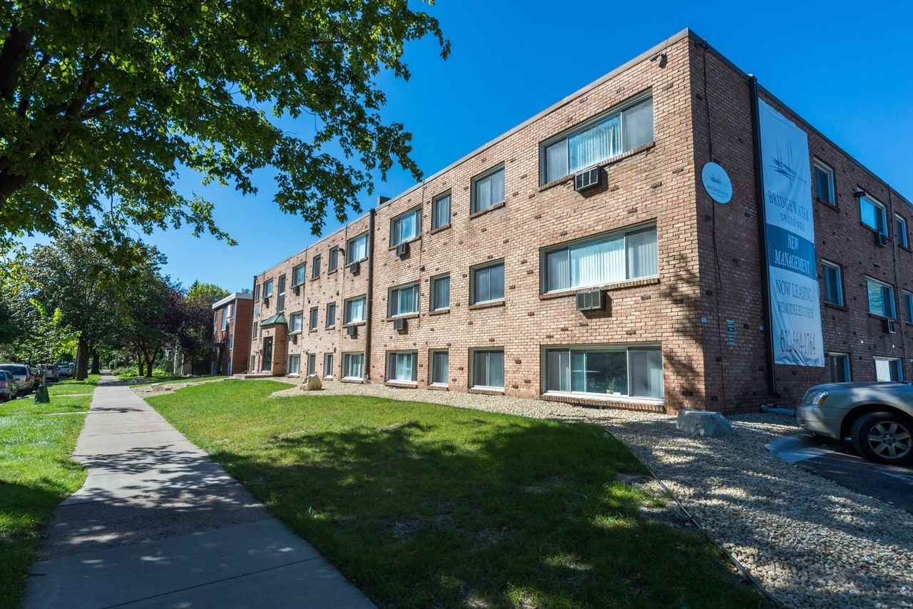 Bridgewater Crossings - Photo 2 of 34