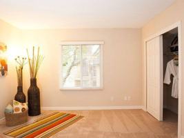 featured image of 355 Monument Rd