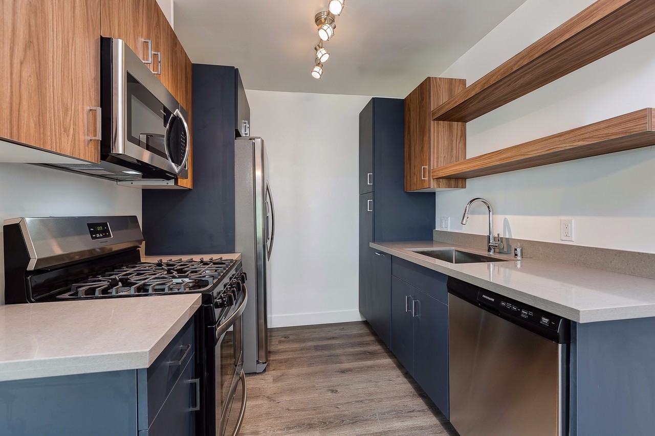 Pine Crest Apartments - Photo 3 of 49