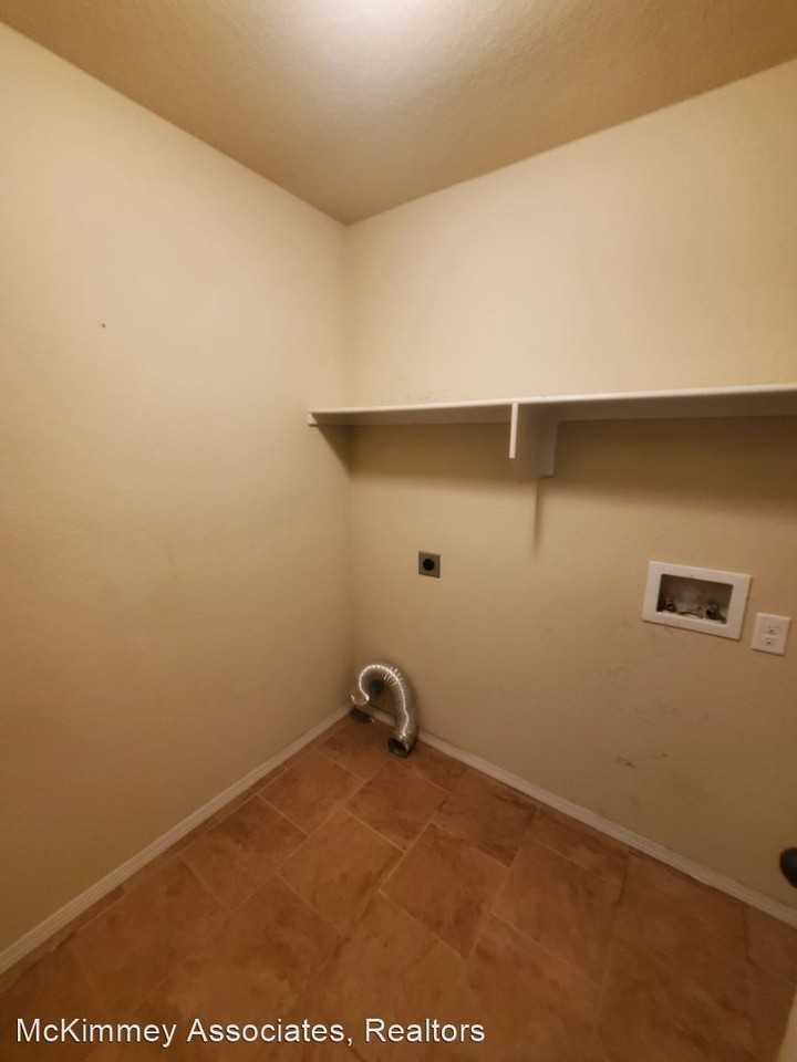 3120 Miracle Heights Cv - Photo 3 of 14