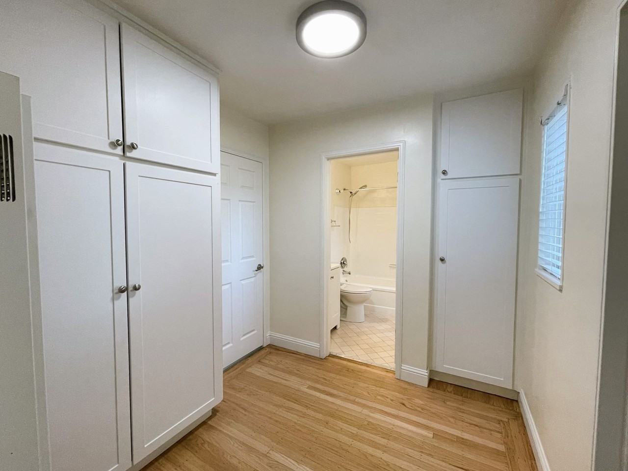 2951 Calderwood Lane - Photo 7 of 17