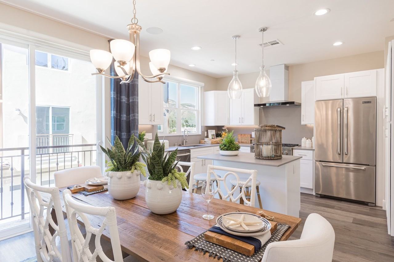 Paxton Calabasas Apartments 4240 Las Virgenes Rd, Calabasas, CA 91302 Zumper