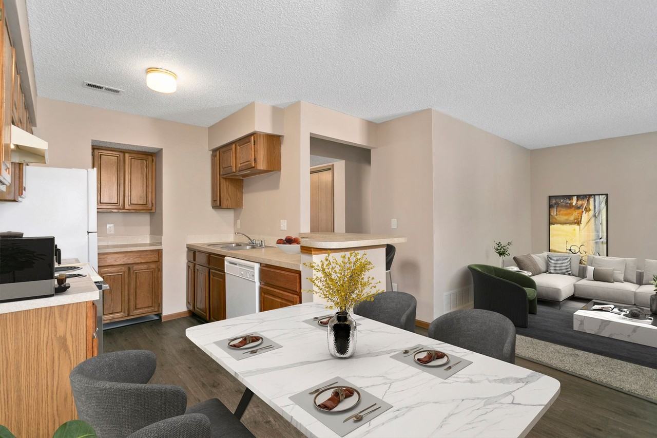 EVERYTHING YOU NEED.  ALL RIGHT HERE. - Photo 4 of 43