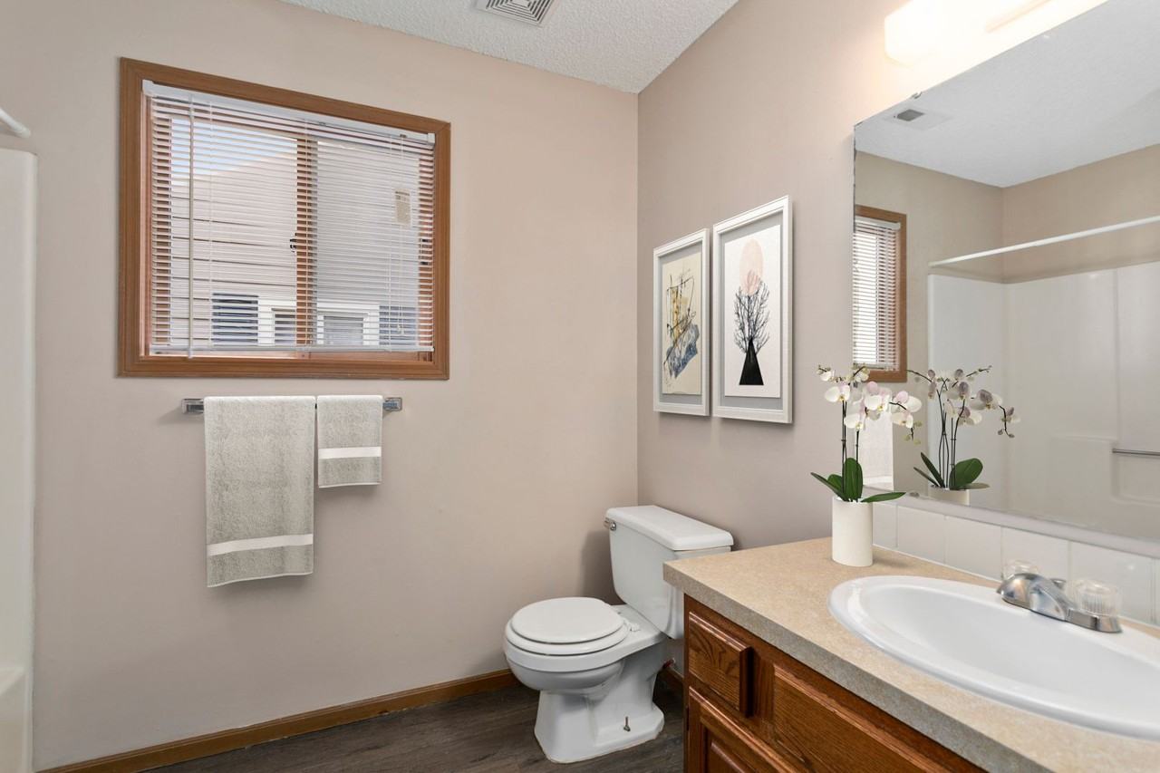 EVERYTHING YOU NEED.  ALL RIGHT HERE. - Photo 5 of 43