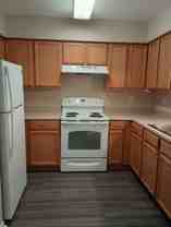 185 - COUNTRY VIEW APARTMENTS - Photo 1 of 1