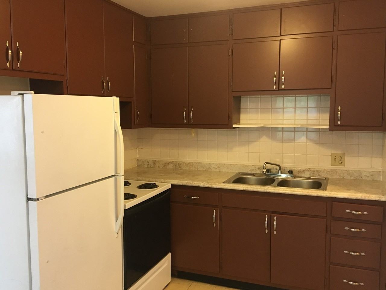 920 E MARKWOOD AVENUE - Photo 4 of 21