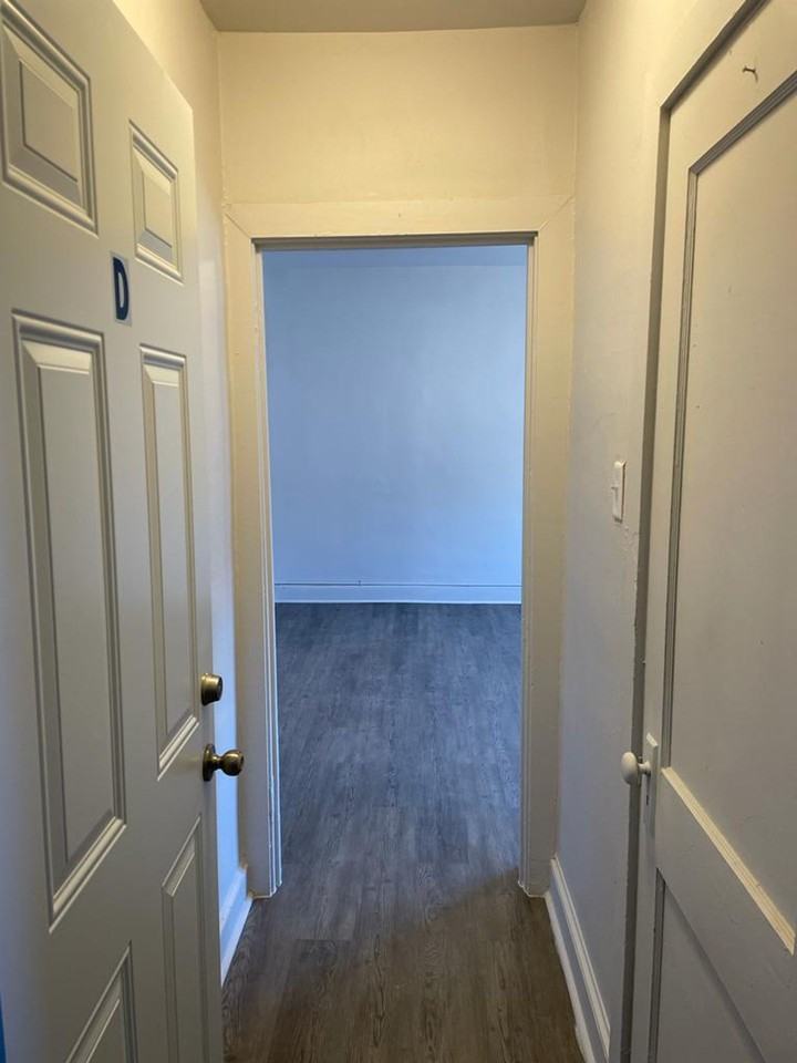 Bellevue - Photo 2 of 8