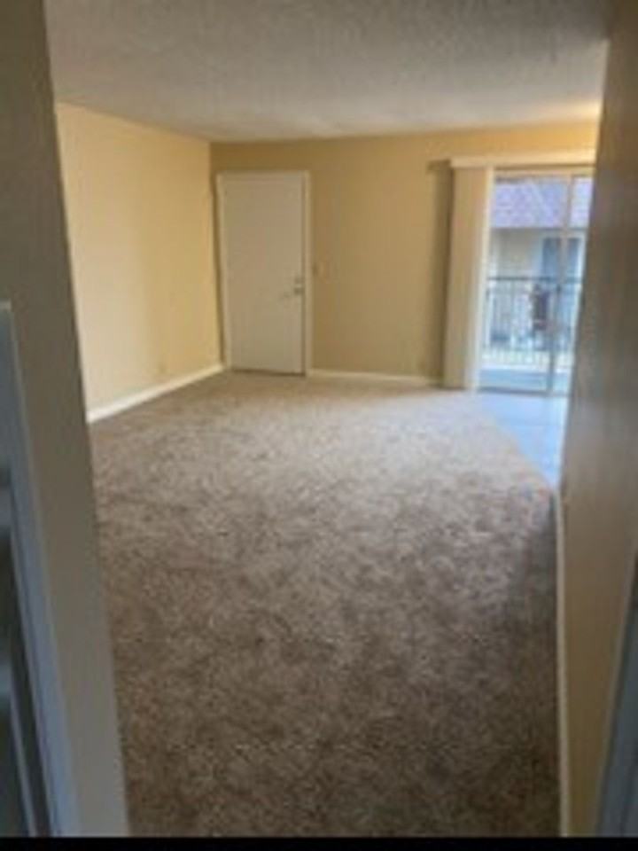 Churn Creek Village Apartments - Photo 7 of 8