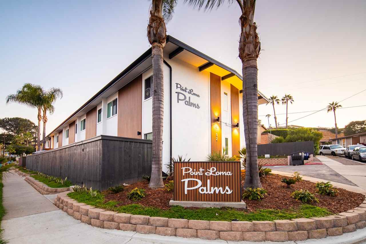 Point Loma Palms - Photo 3 of 5