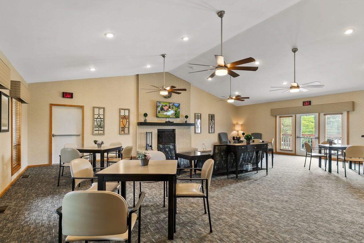 136 Wildflower Dr - Photo 5 of 24