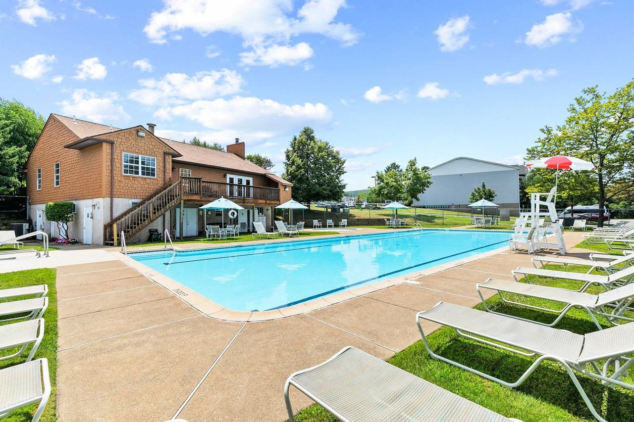 136 Wildflower Dr - Photo 7 of 24