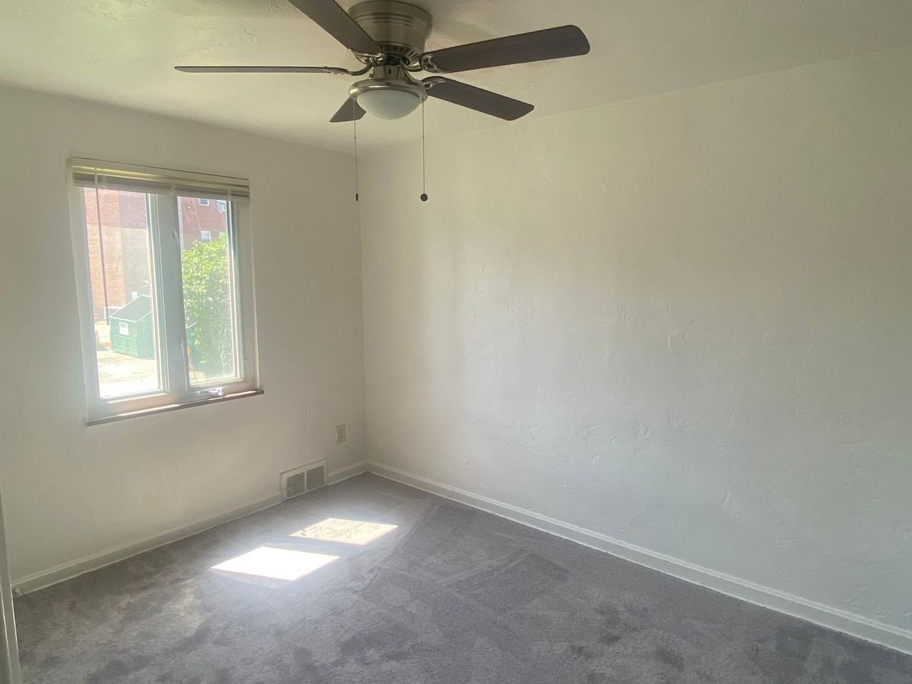 Skytop Village Apartments - Photo 6 of 30