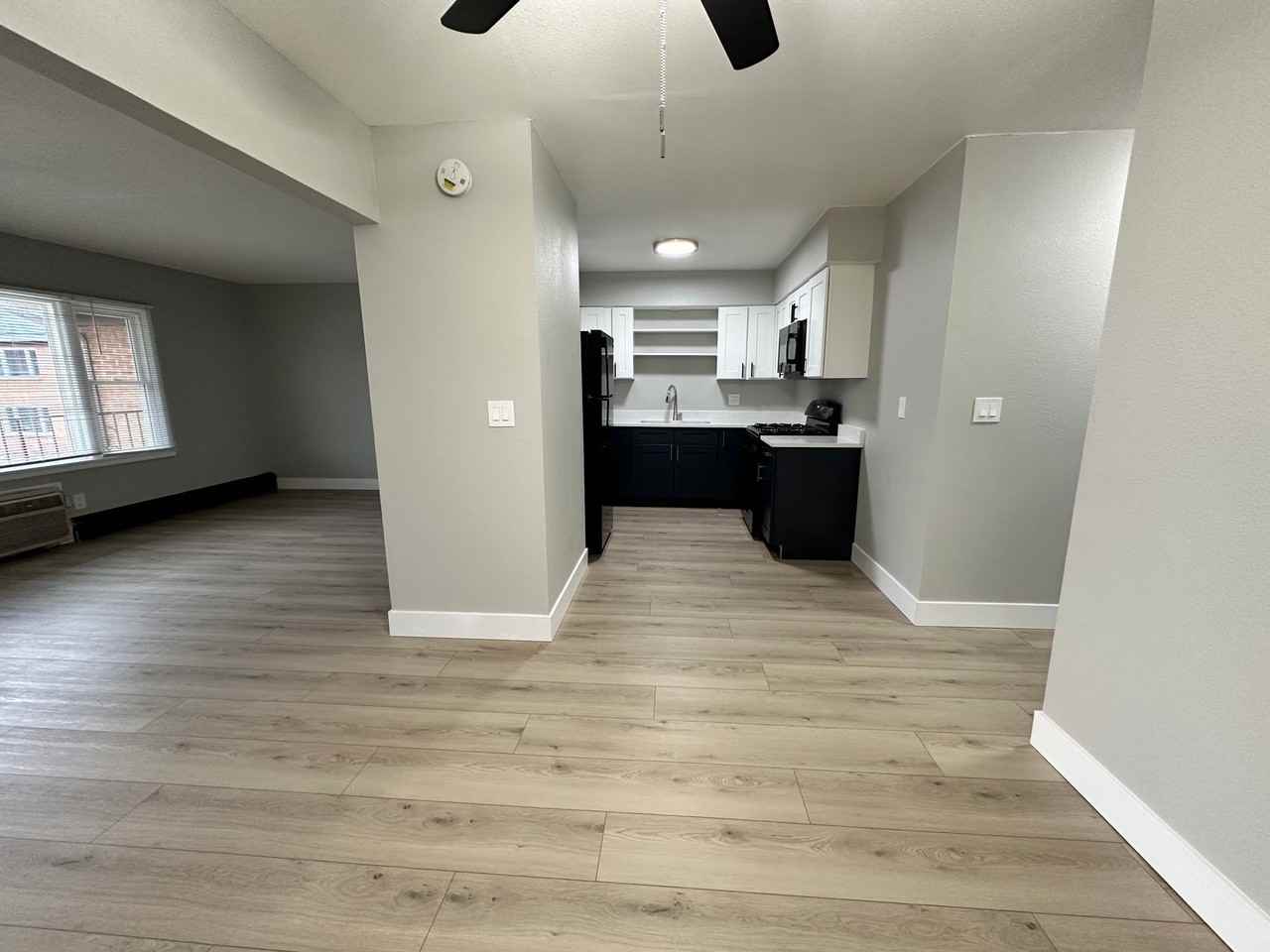 Harrison Beach Apartments - Photo 6 of 50