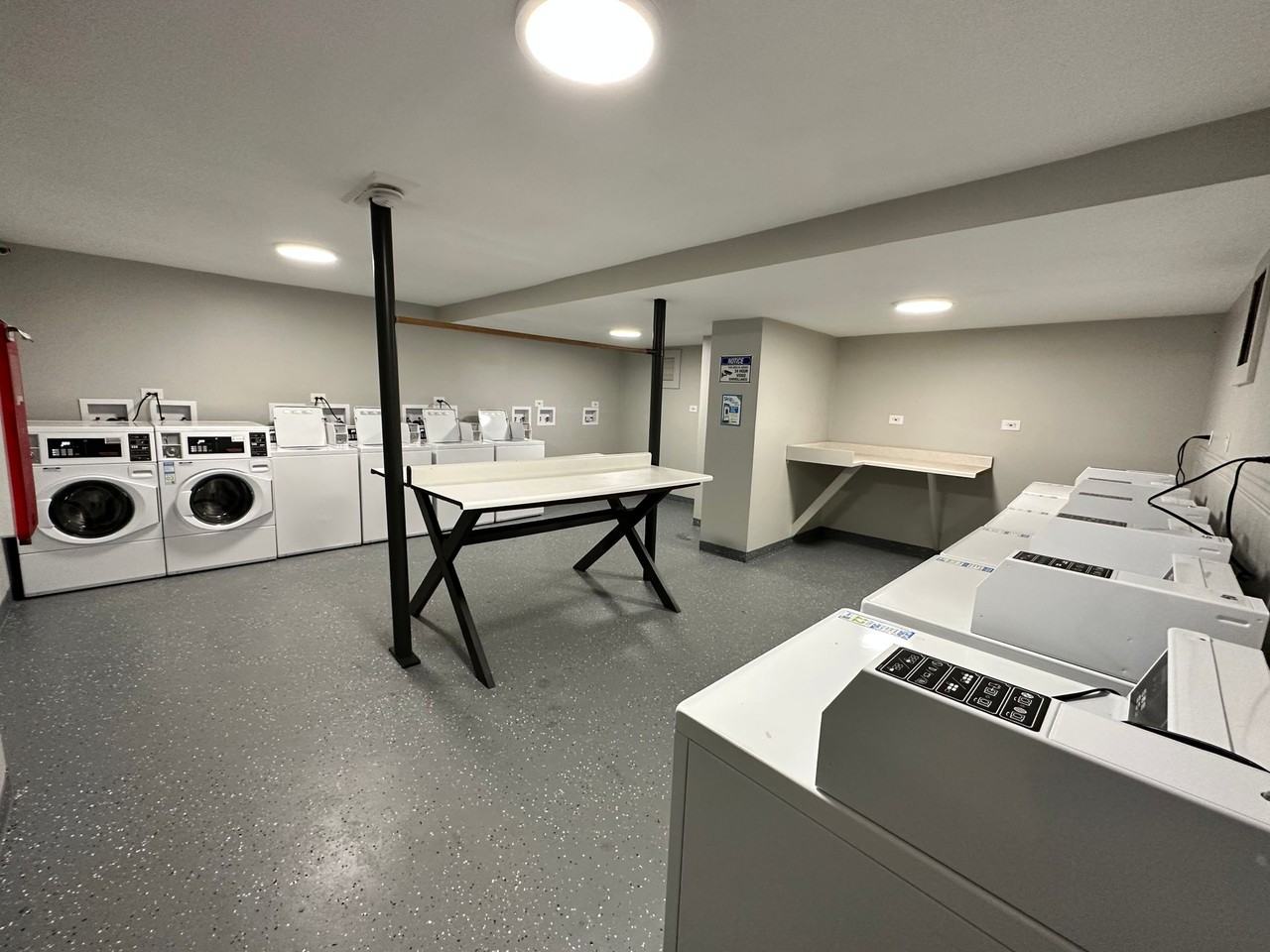 Harrison Beach Apartments - Photo 5 of 50