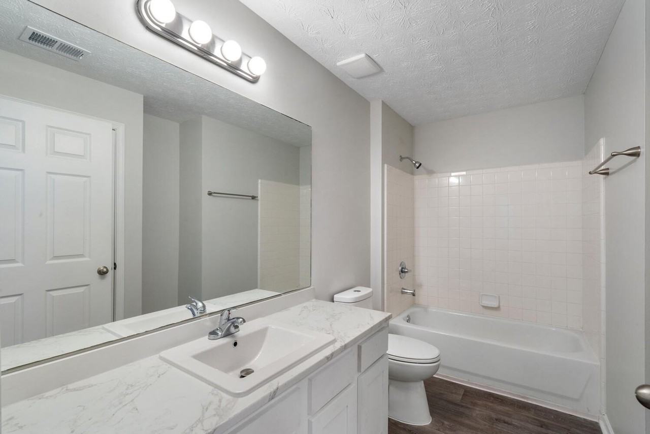 Salem Chase Apartments - Photo 4 of 14