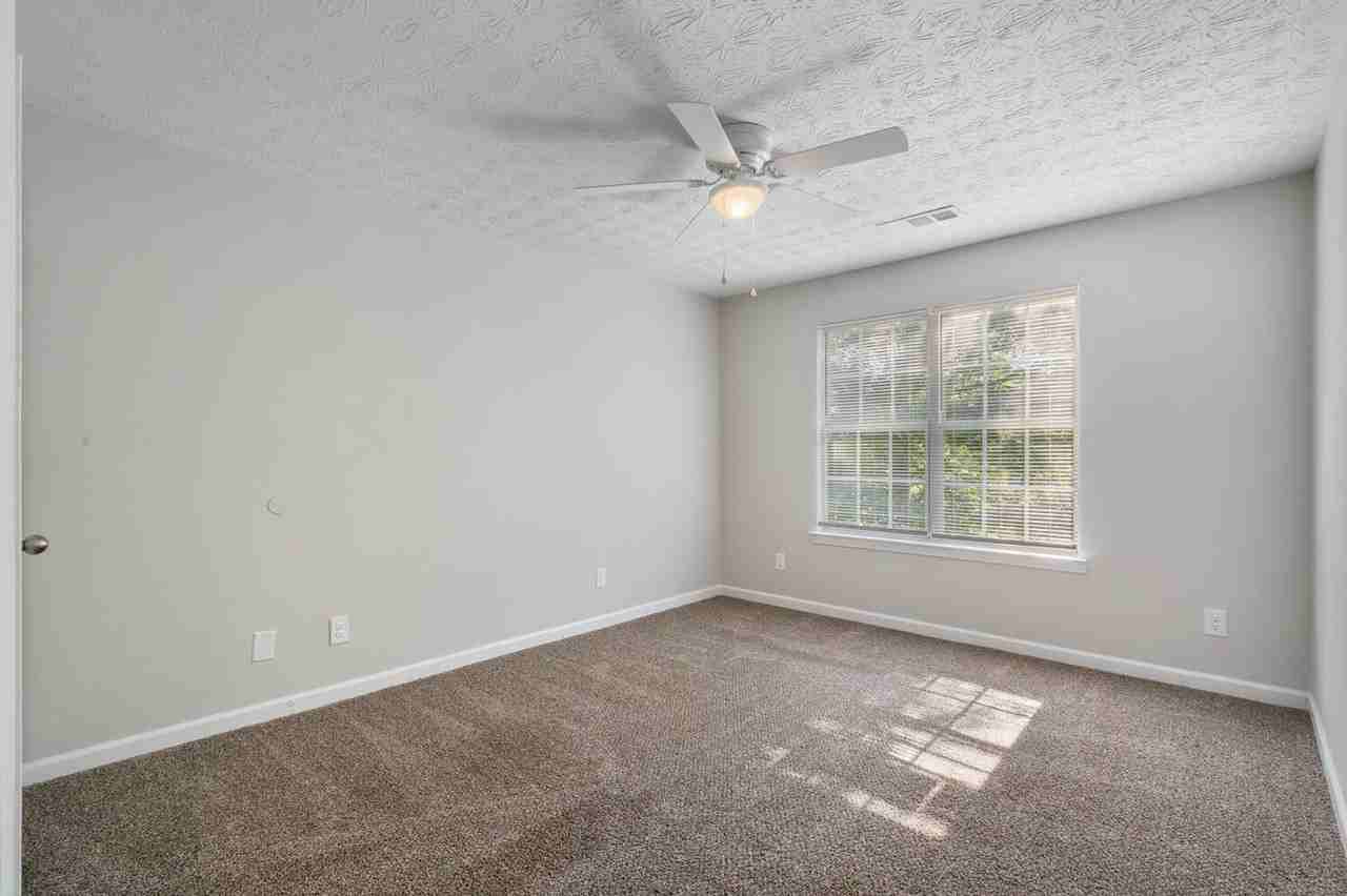Salem Chase Apartments - Photo 7 of 14