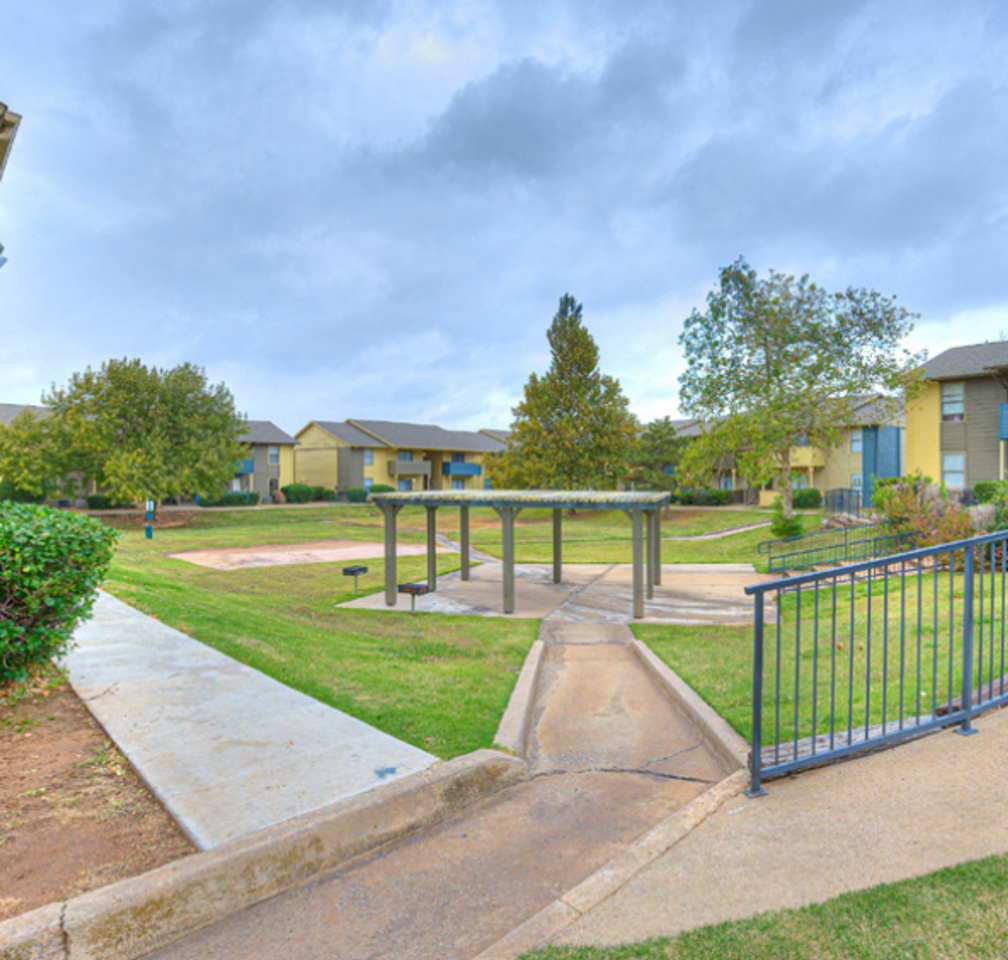 5901 S May Ave - Photo 2 of 17