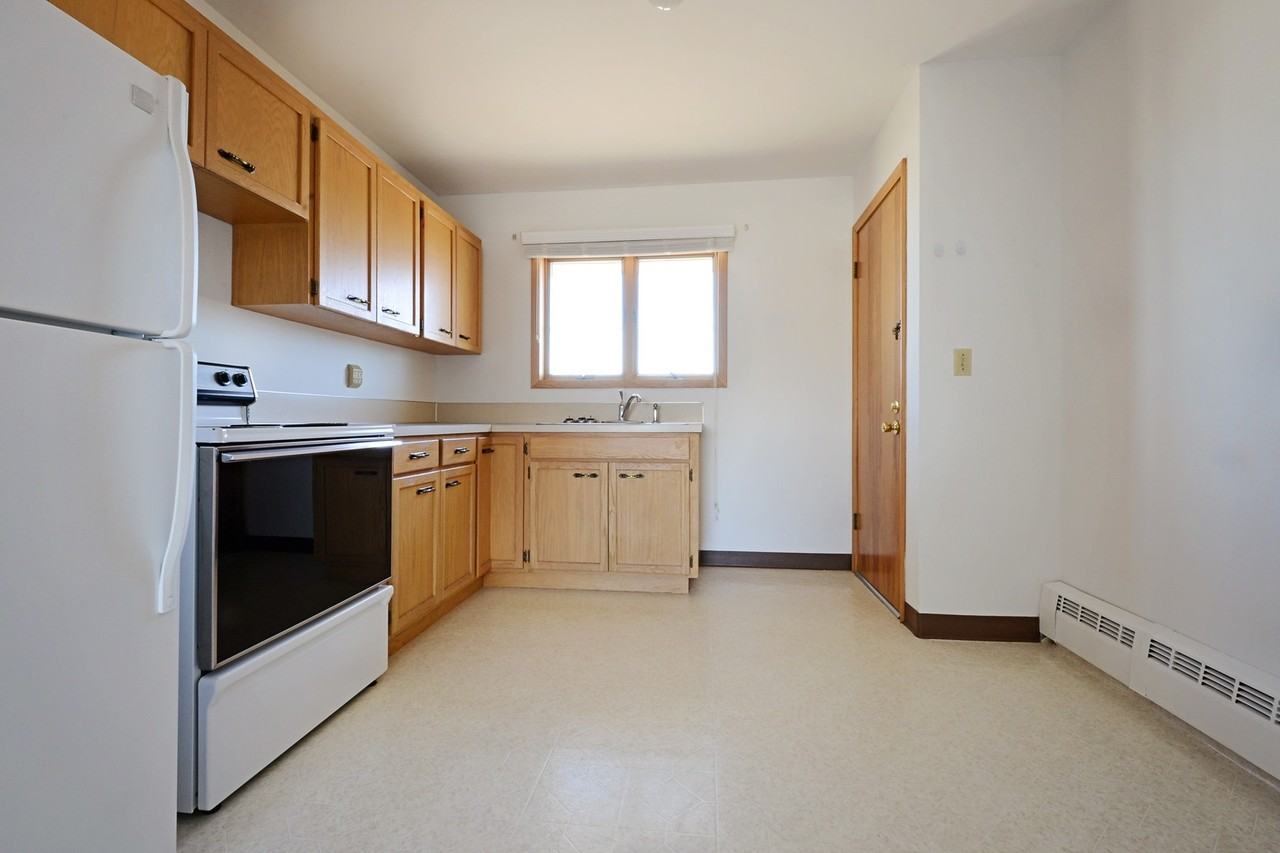 2028-2048 5th Street NW - Photo 3 of 24