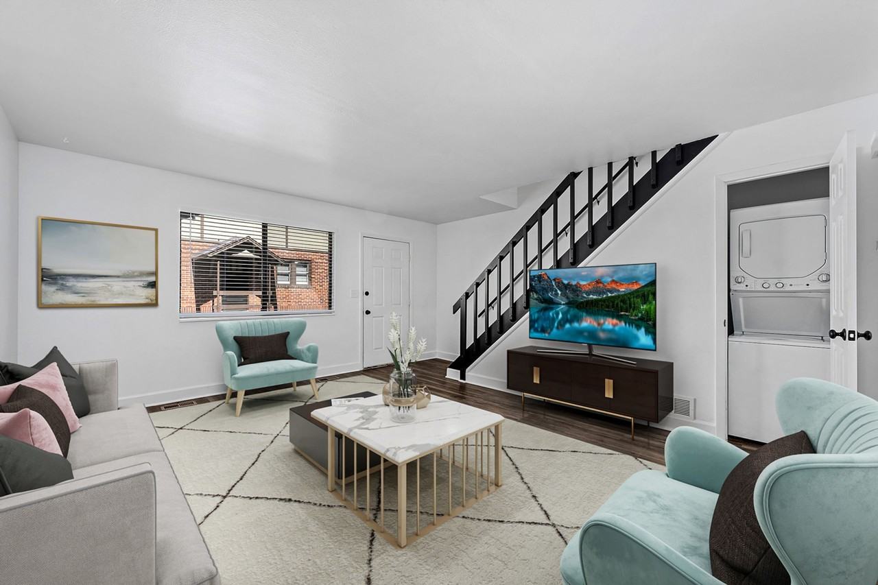 Native and Sienna - Photo 7 of 31