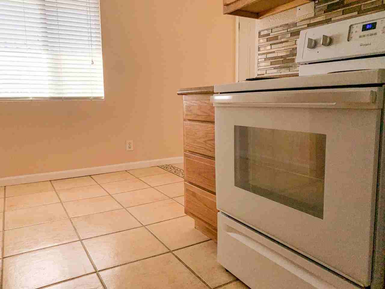 Desert Park Apartments - Photo 6 of 50