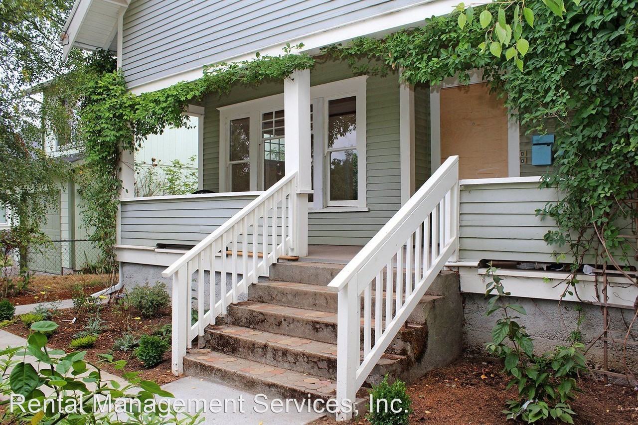 4642 NE 28th Ave. Units A&B - Photo 2 of 44