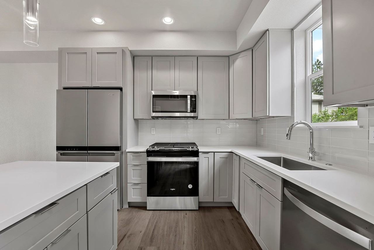 5325 W 12th Ave - Photo 6 of 50