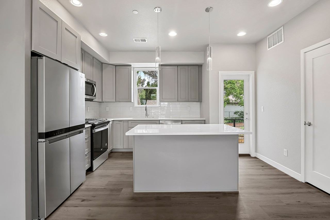 5325 W 12th Ave - Photo 7 of 50