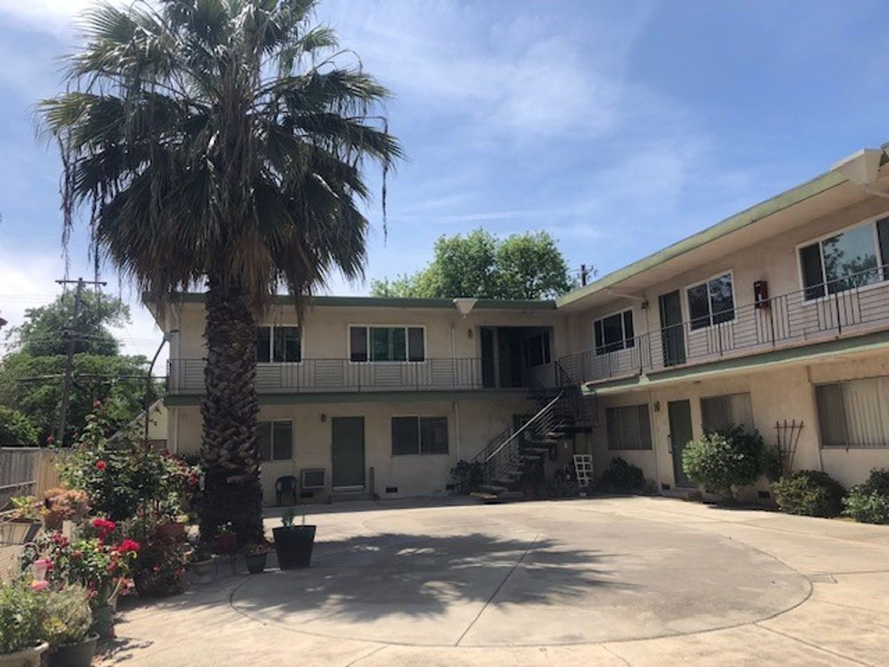 Bidwell Manor Apartments - Photo 3 of 4