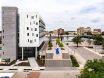 Art Bloc - Photo 1 of 1