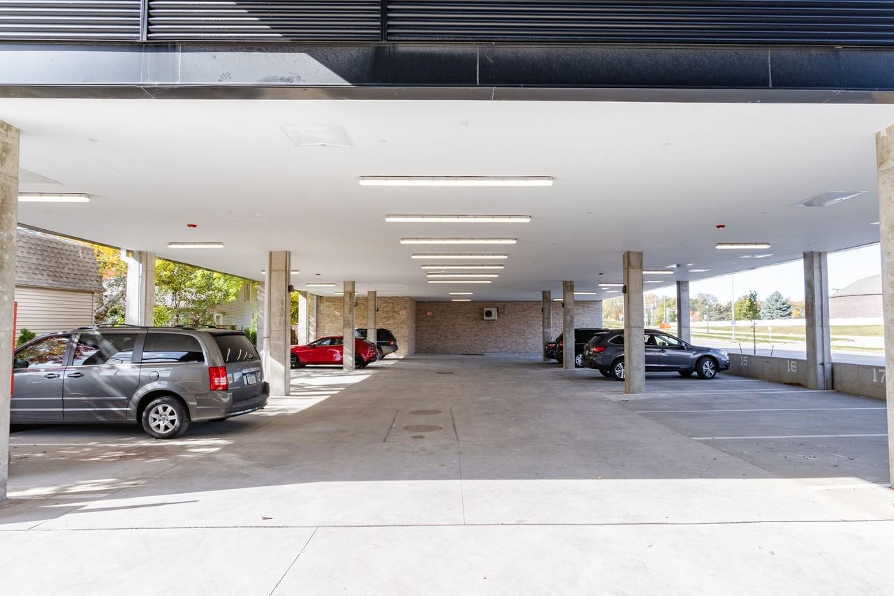 Arabella: 200 W 1st St - Photo 6 of 32