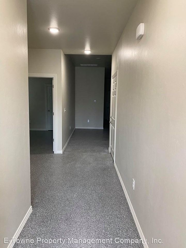 3232-3234 N. 5th St. - Photo 2 of 15