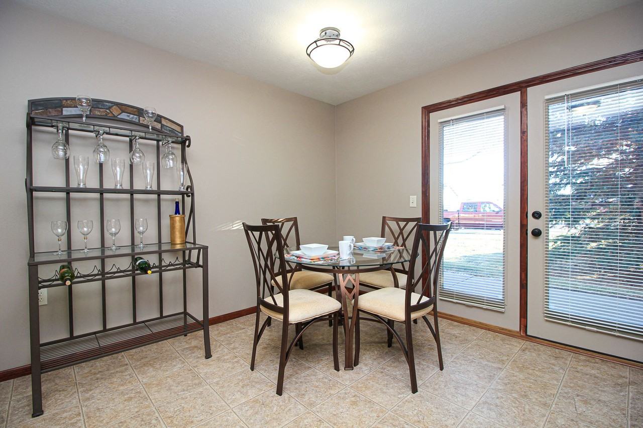 Boulder Creek Townhomes - Photo 3 of 47