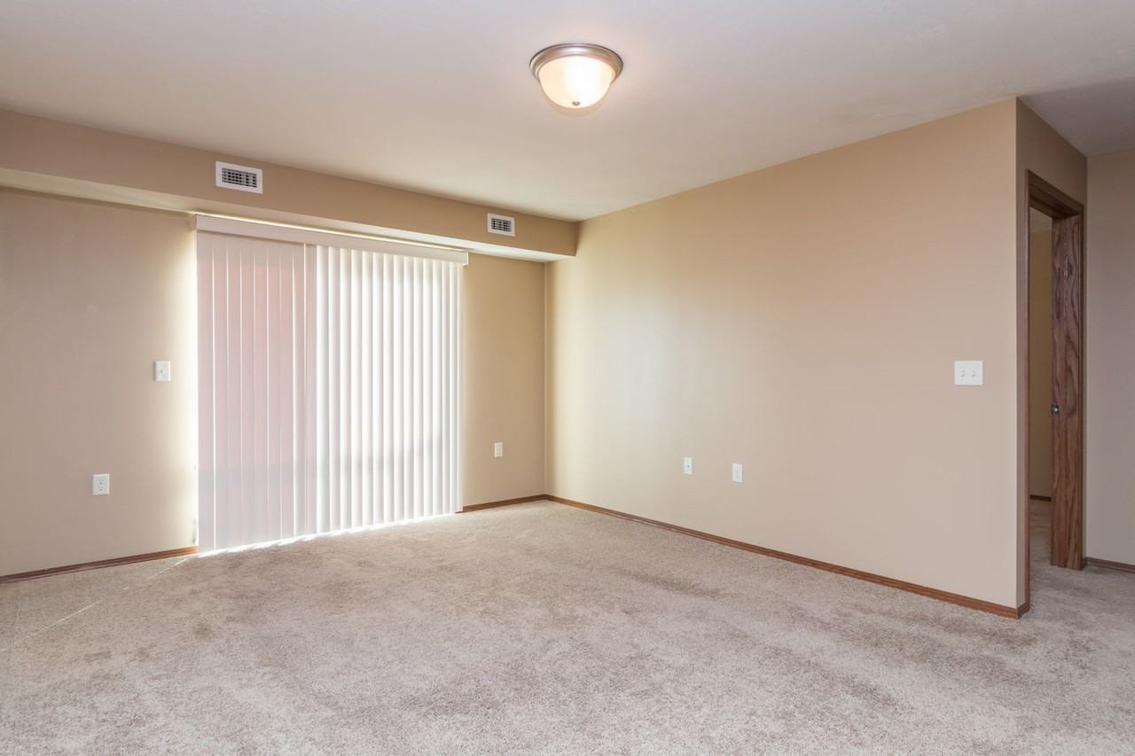 Willow Creek Townhomes and Apartments - Photo 2 of 35