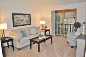 featured image of 400 River Drive