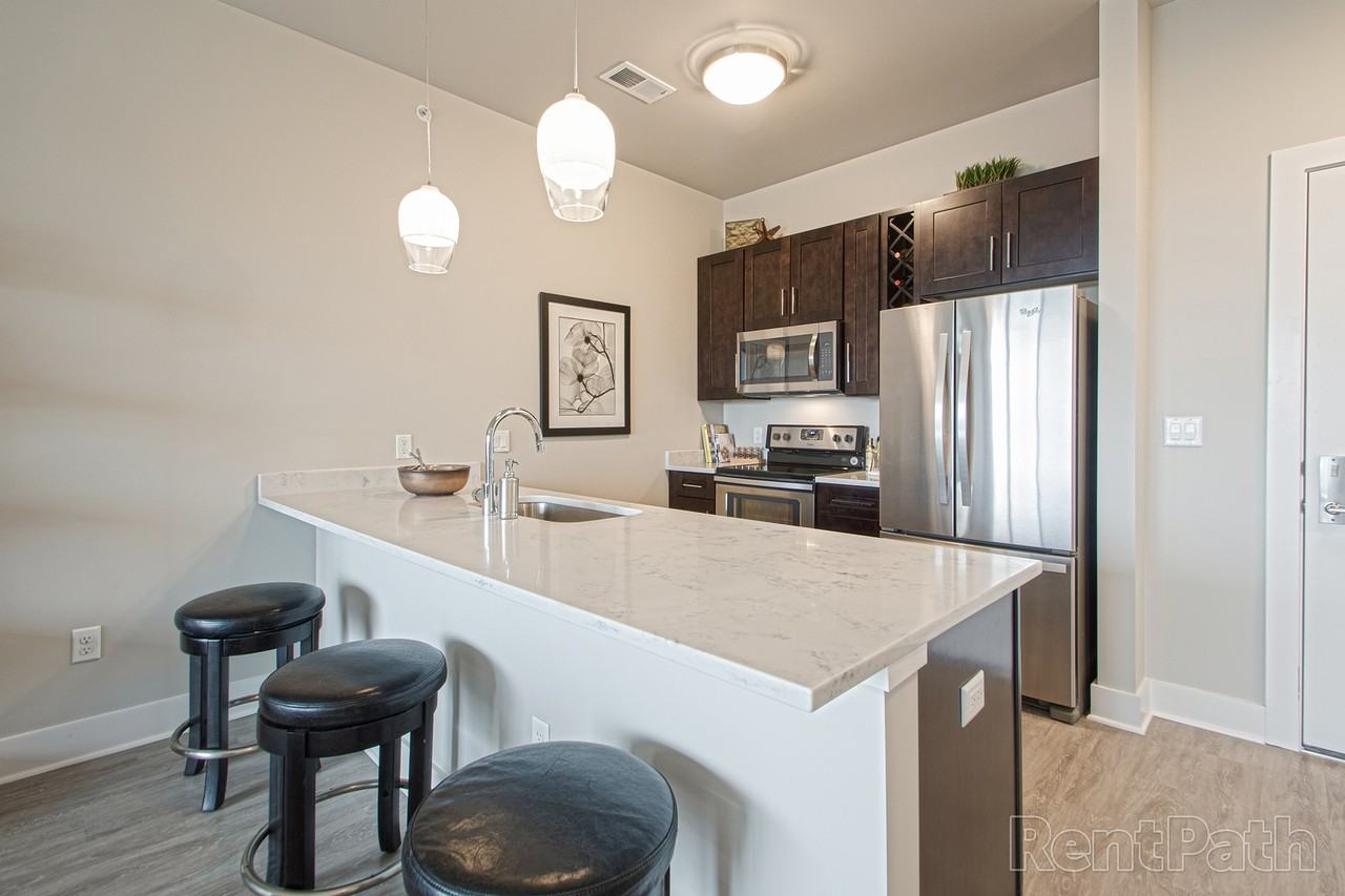 Mosaic on Oakland - Photo 2 of 50