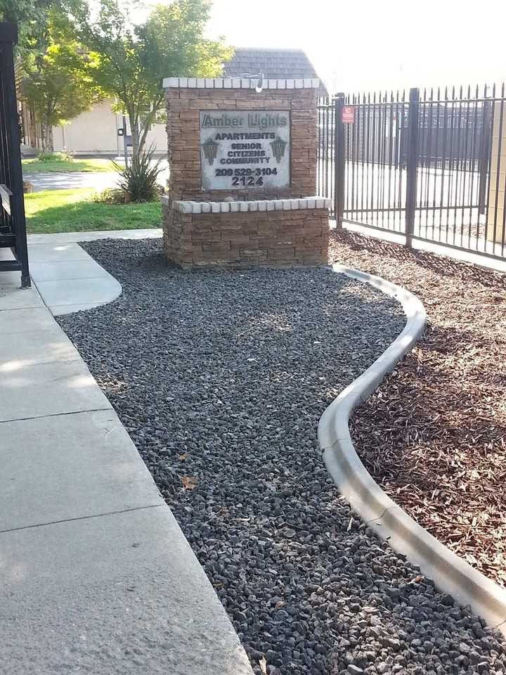 AMBER LIGHTS APTS - Photo 2 of 24