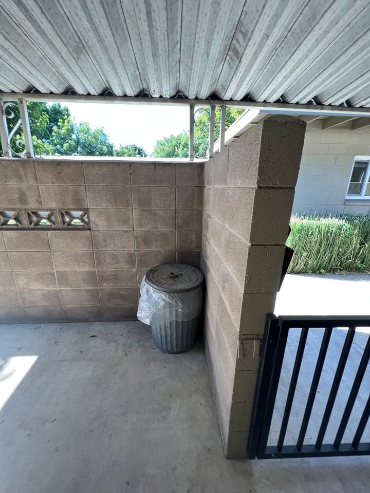 AMBER LIGHTS APTS - Photo 6 of 24