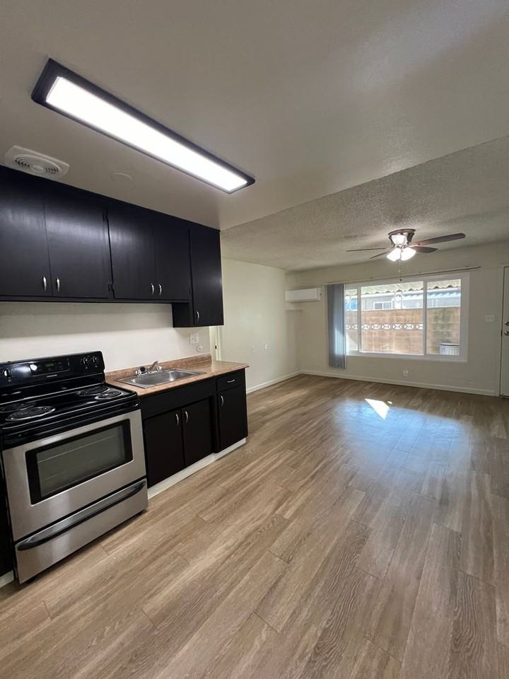 AMBER LIGHTS APTS - Photo 7 of 20