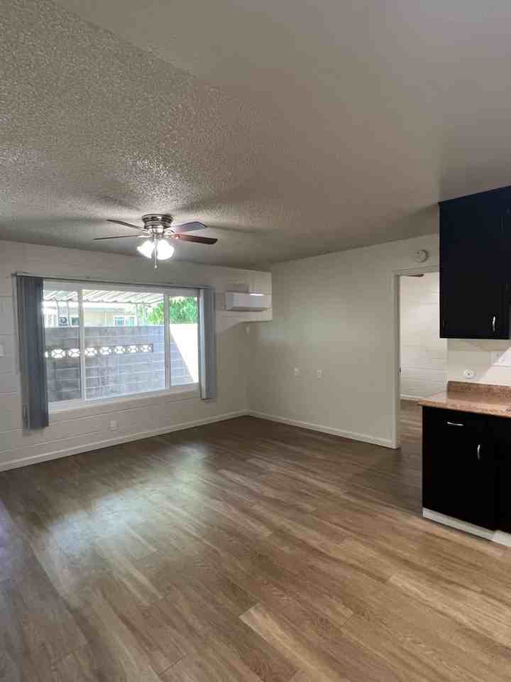 AMBER LIGHTS APTS - Photo 7 of 11